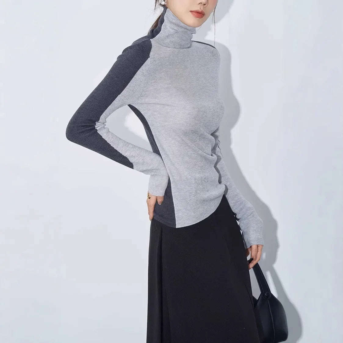 Blair | Contrast Sleeve Mock Neck Top