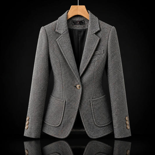 Amelia Blazer