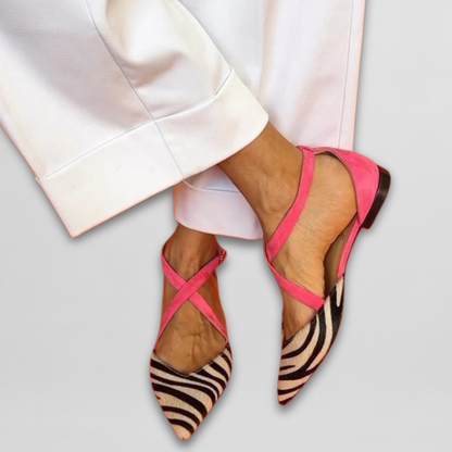 Ballerinas with straps