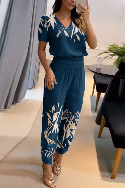 Alea V-Neck Two-Piece Set