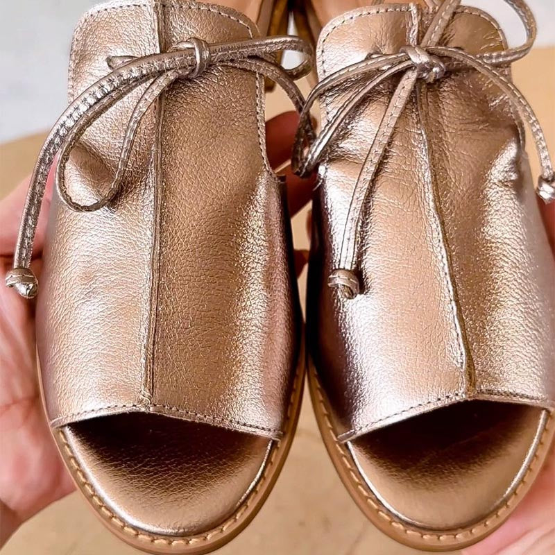 STRAP-STYLE LEATHER SANDALS