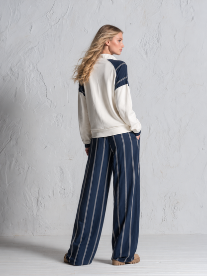 Casual Raglan-Sleeve Sweatshirt And Striped Sweatpants Set