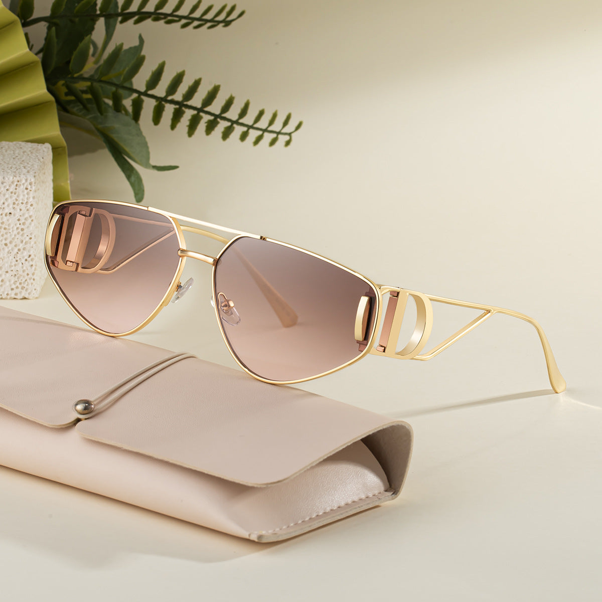 Insignia Aviator Sunglasses