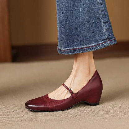 Deyra Genuine Leather Pumps