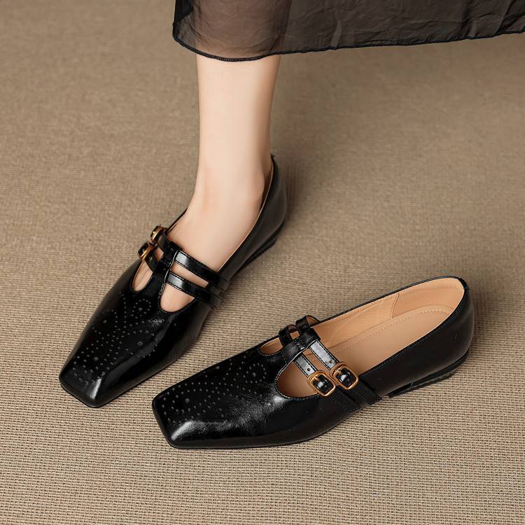 Marisol | Brogued Dual-Strap Mary Jane Pump