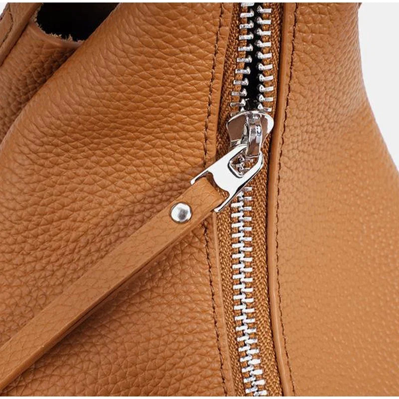 The Hanna Hobo Bag