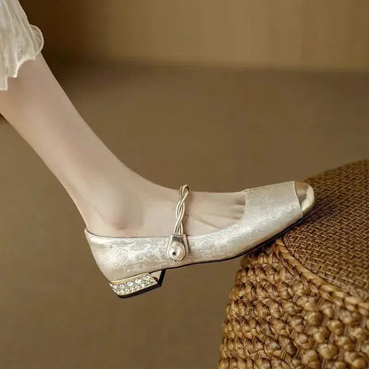 Emmie Pumps
