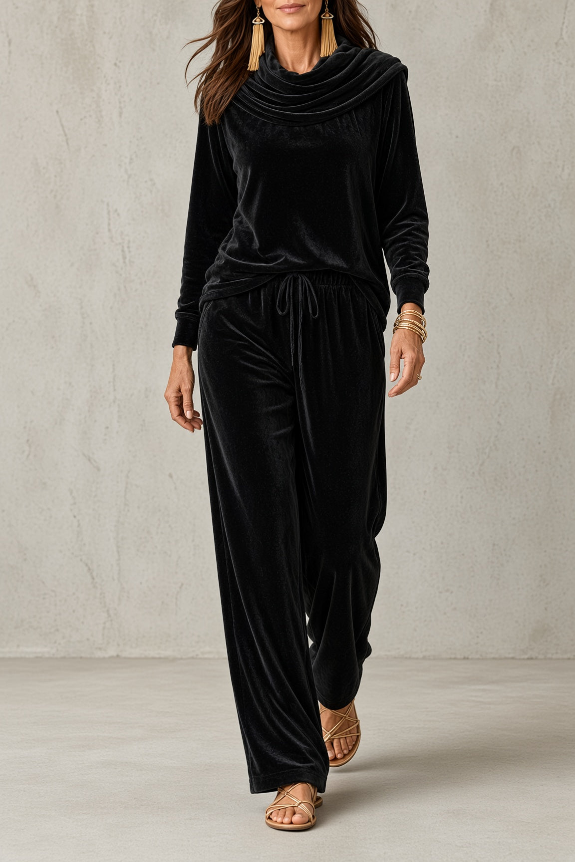 Taylor Velvet Set™